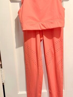 Aerie- offline Coral Active Tank and Leggings